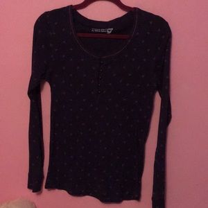 Super cute purple shirt